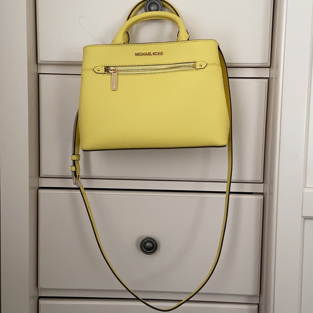 Michael Kors Hailee Small Satchel